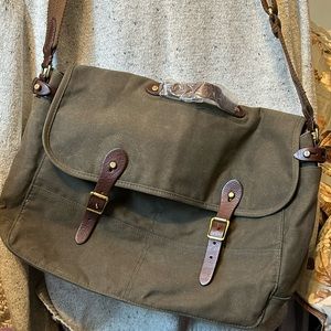 J Crew Abingdon waxed canvas olive green messenger tote